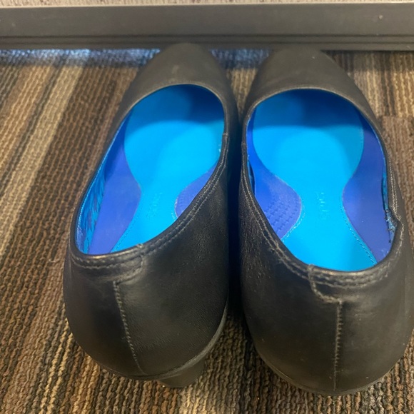 CROCS A-LEIGH closed Toe Wedge Black Leather Slip On Heel Shoe; Women’s Size 9 - Picture 5 of 8